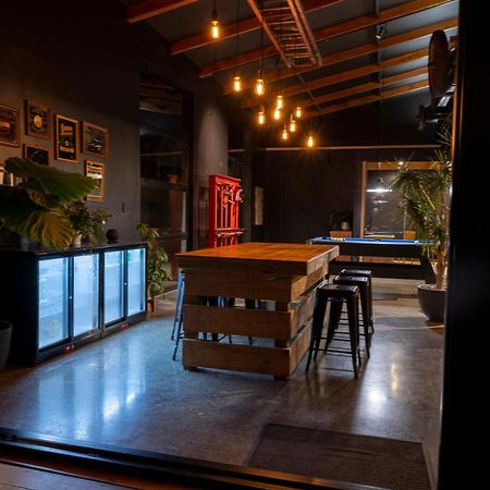 The Black Barn Auckland Exterior photo